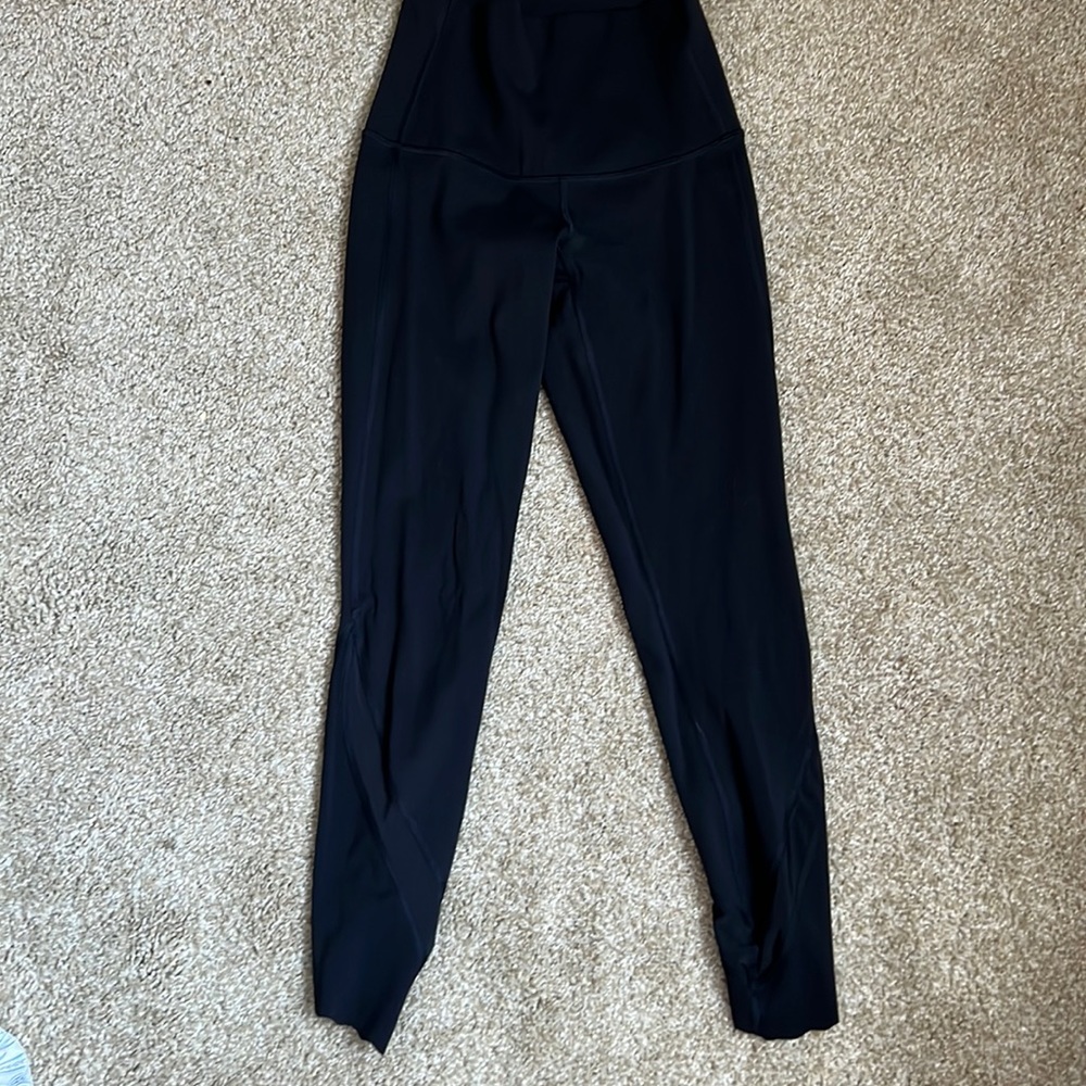 Black Lululemon Crops